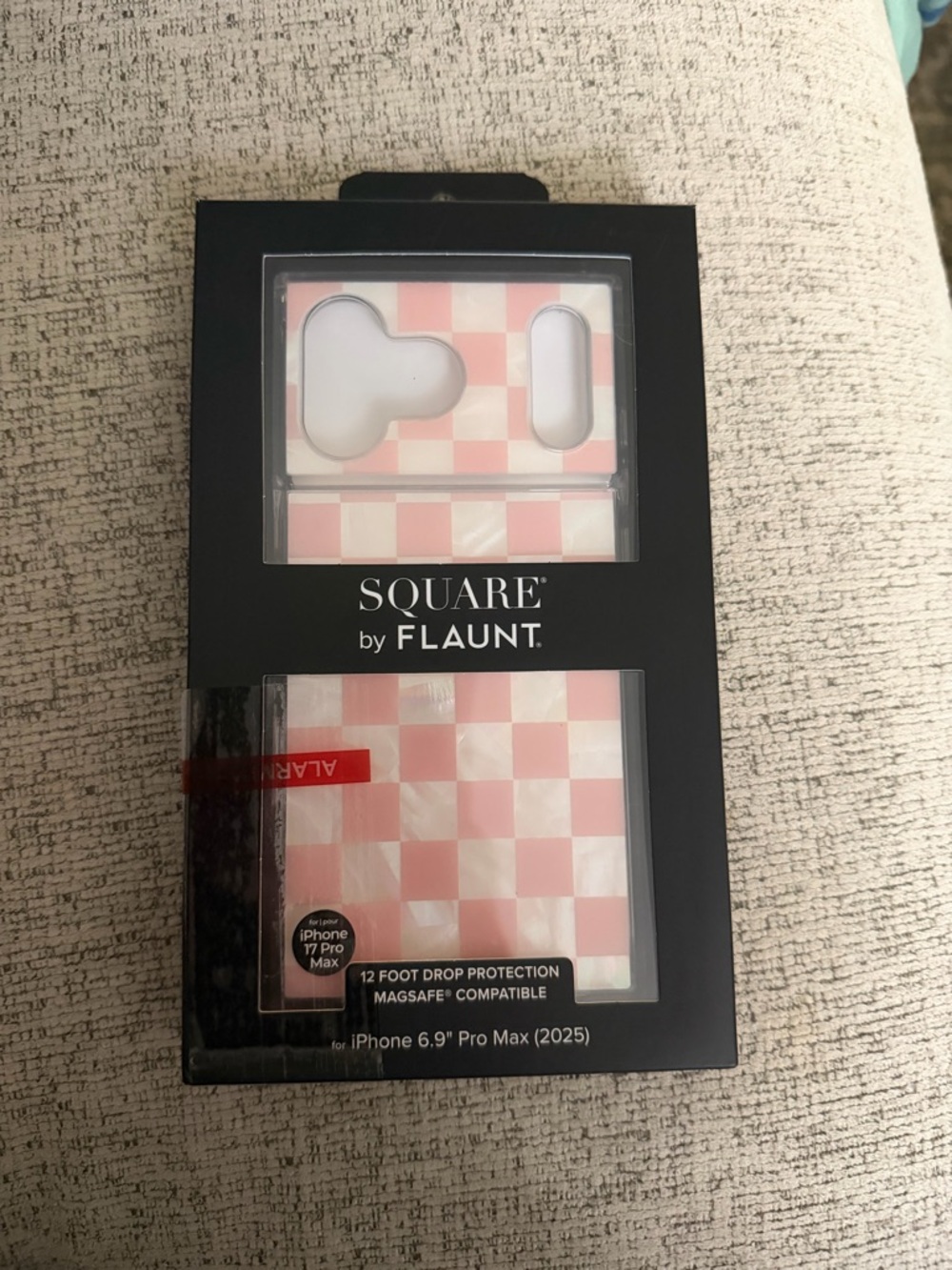 Square by FLAUNT iPhone 17 pro max case